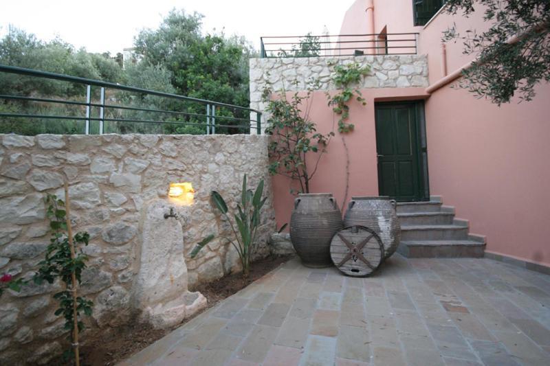 Agathes Traditional Houses Kástellos Habitación foto